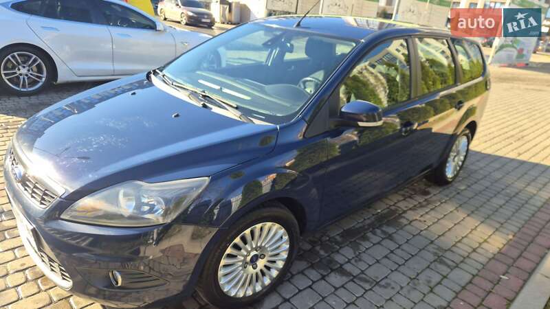 Ford Focus 2010 Ford Focus 2010