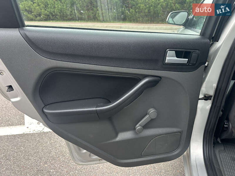 Хетчбек Ford Focus 2007 в Києві фото 18 Хетчбек Ford Focus 2007 в Києві