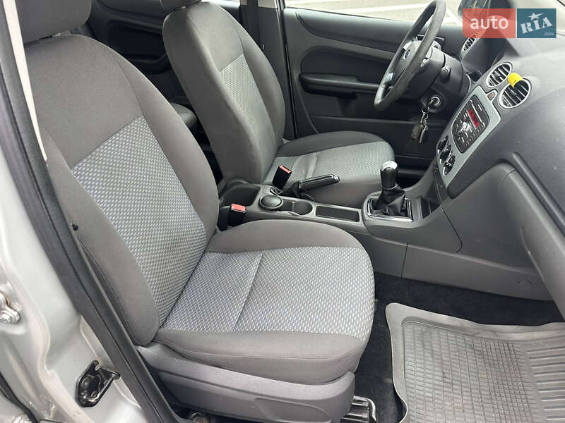 Хетчбек Ford Focus 2007 в Києві фото 27 Хетчбек Ford Focus 2007 в Києві