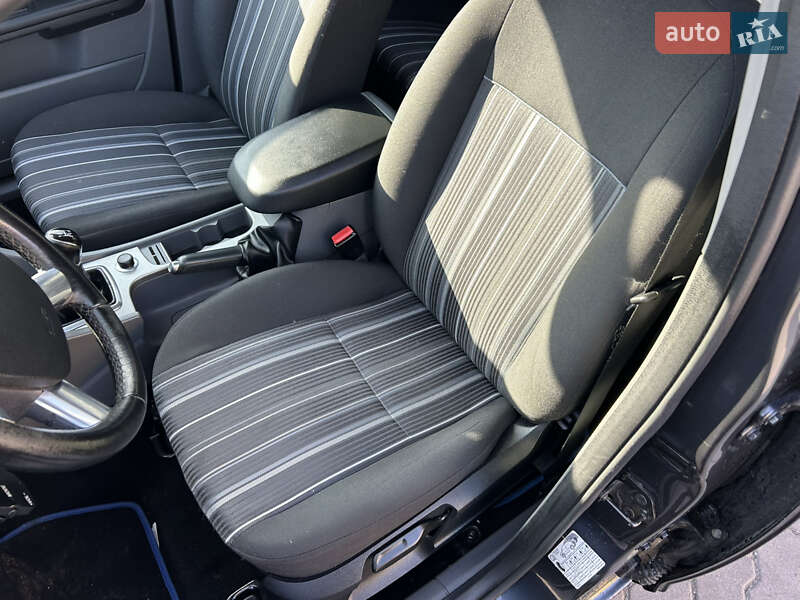 Універсал Ford Focus 2008 в Рівному фото 26 Універсал Ford Focus 2008 в Рівному