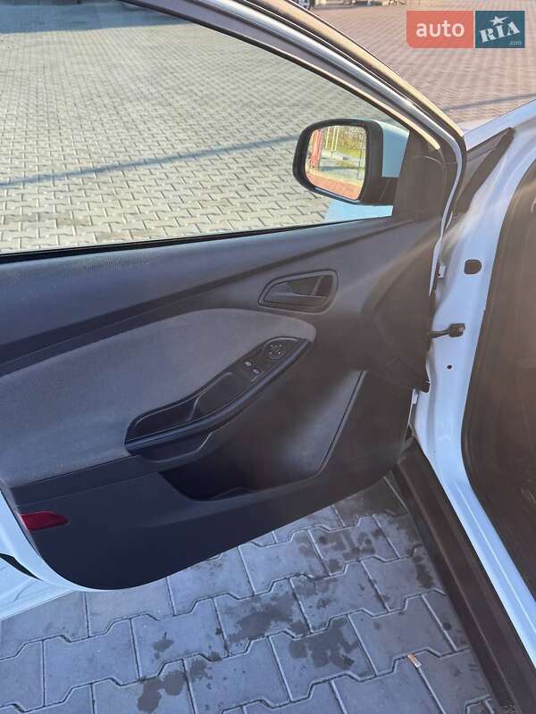 Седан Ford Focus 2013 в Луцке фото 10 Седан Ford Focus 2013 в Луцке