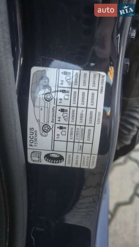 Універсал Ford Focus 2010 в Івано-Франківську