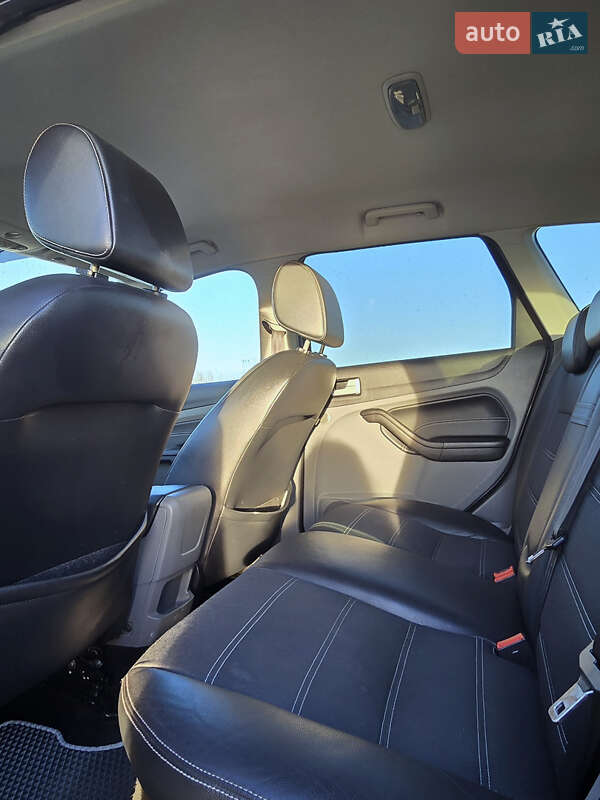Універсал Ford Focus 2010 в Львові фото 17 Універсал Ford Focus 2010 в Львові
