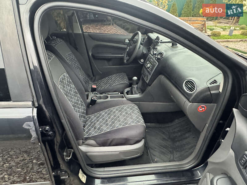 Седан Ford Focus 2006 в Кропивницькому фото 22 Седан Ford Focus 2006 в Кропивницькому