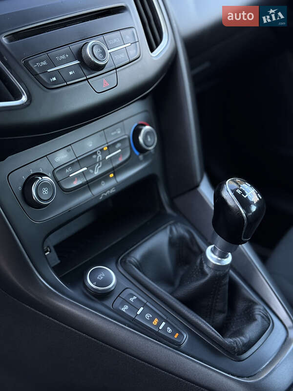 Універсал Ford Focus 2015 в Луцьку фото 12 Універсал Ford Focus 2015 в Луцьку