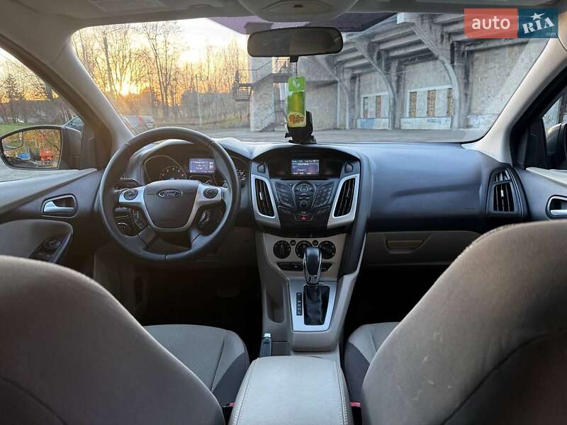 Седан Ford Focus 2011 в Ивано-Франковске