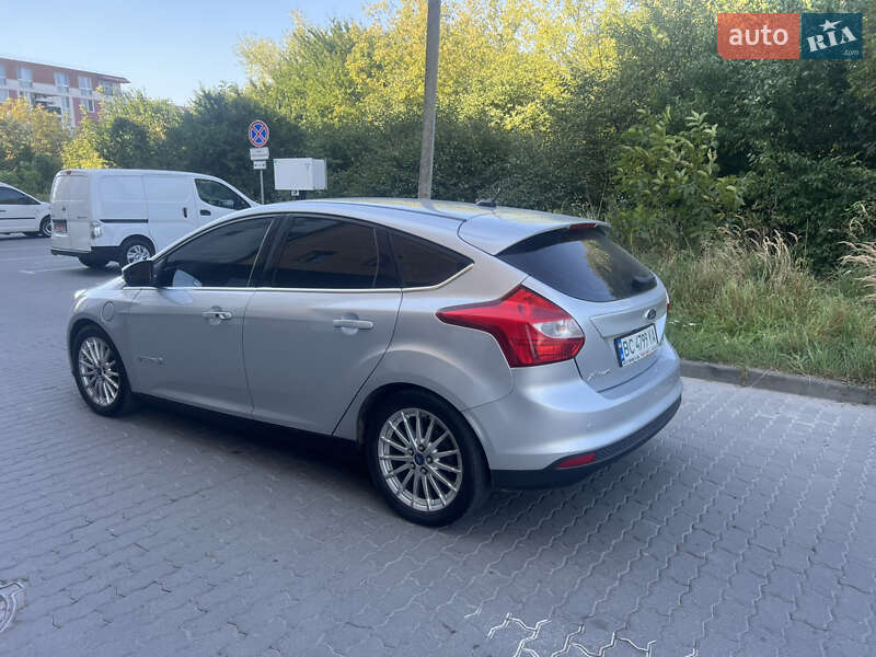 Хетчбек Ford Focus 2011 в Львові фото 6 Хетчбек Ford Focus 2011 в Львові