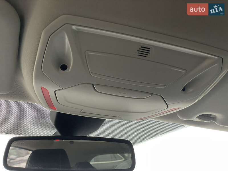 Хэтчбек Ford Focus 2012 в Мукачево