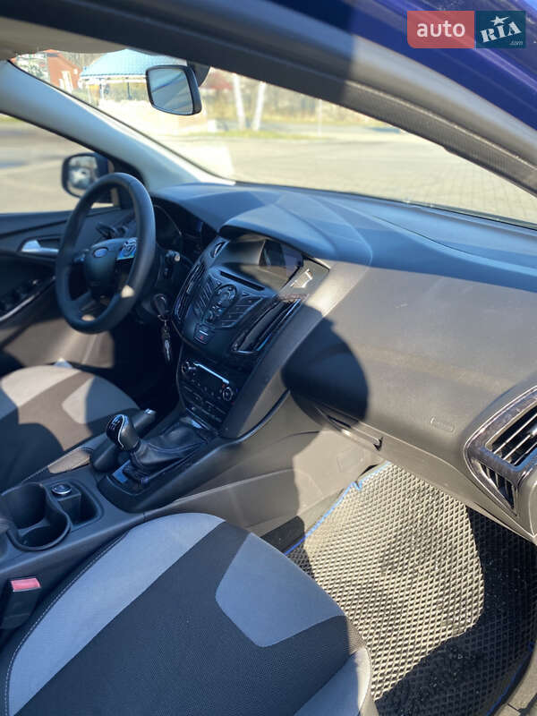 Универсал Ford Focus 2014 в Долине фото 21 Универсал Ford Focus 2014 в Долине