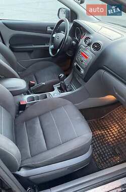Хэтчбек Ford Focus 2008 в Львове