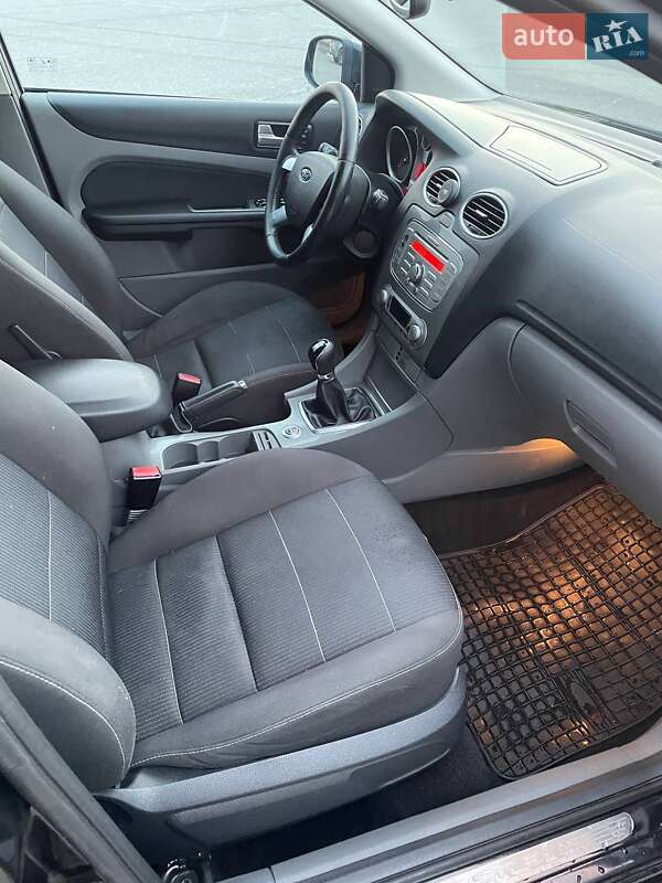 Хетчбек Ford Focus 2008 в Львові фото 42 Хетчбек Ford Focus 2008 в Львові