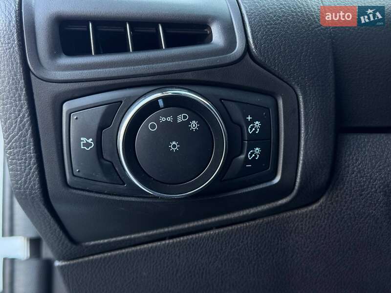 Седан Ford Focus 2014 в Рівному фото 31 Седан Ford Focus 2014 в Рівному