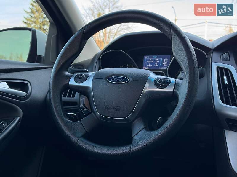 Седан Ford Focus 2014 в Рівному фото 52 Седан Ford Focus 2014 в Рівному