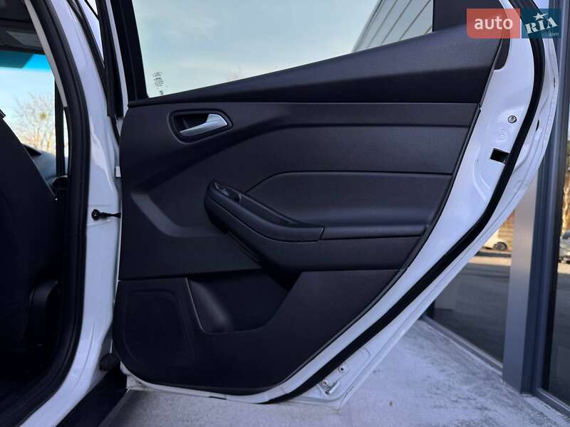 Седан Ford Focus 2014 в Рівному фото 54 Седан Ford Focus 2014 в Рівному