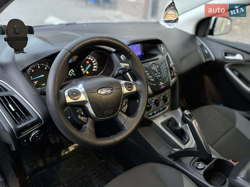Універсал Ford Focus 2011 в Бориславі фото 39 Універсал Ford Focus 2011 в Бориславі
