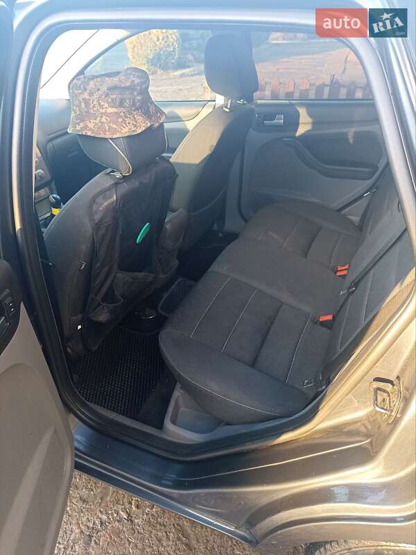 Універсал Ford Focus 2008 в Новому Розділі фото 5 Універсал Ford Focus 2008 в Новому Розділі