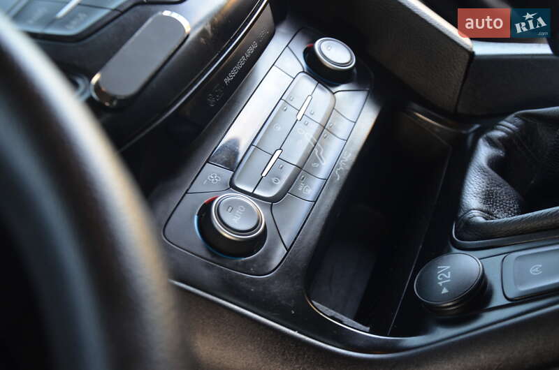 Седан Ford Focus 2017 в Дрогобичі фото 39 Седан Ford Focus 2017 в Дрогобичі