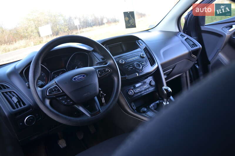 Седан Ford Focus 2017 в Дрогобичі фото 50 Седан Ford Focus 2017 в Дрогобичі