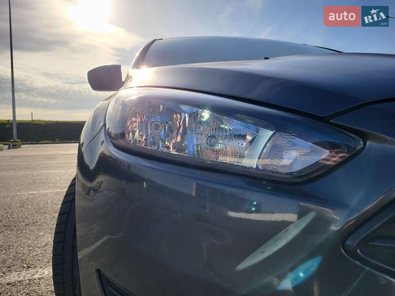 Седан Ford Focus 2018 в Львове фото 29 Седан Ford Focus 2018 в Львове