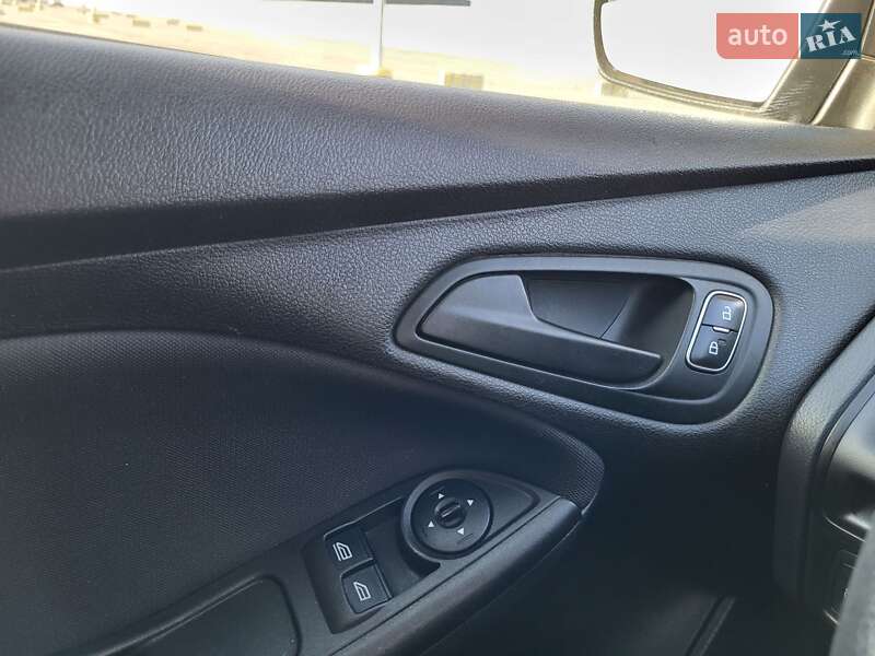Седан Ford Focus 2018 в Львове фото 46 Седан Ford Focus 2018 в Львове