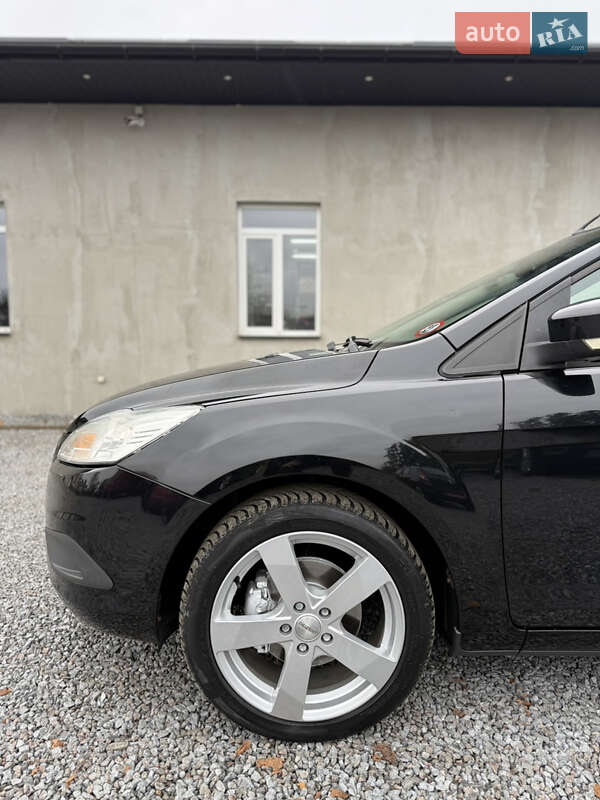Універсал Ford Focus 2010 в Луцьку