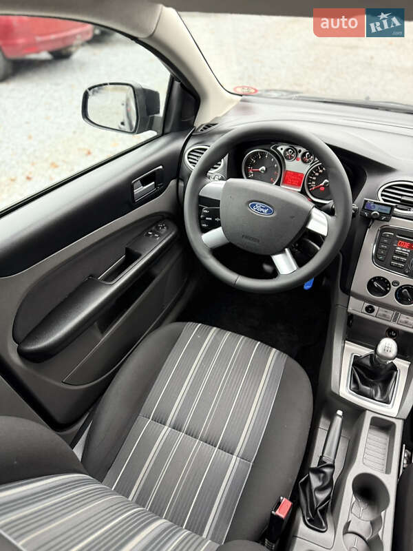 Універсал Ford Focus 2010 в Луцьку