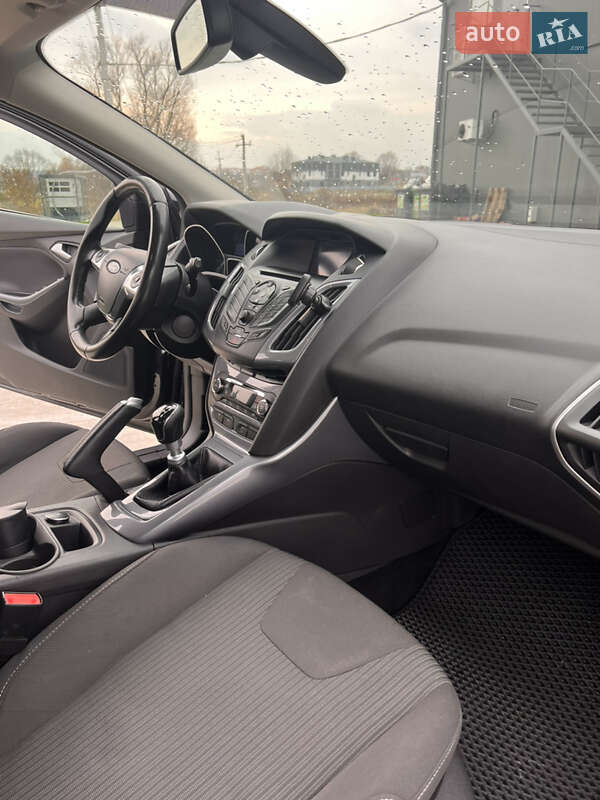 Універсал Ford Focus 2013 в Львові фото 25 Універсал Ford Focus 2013 в Львові