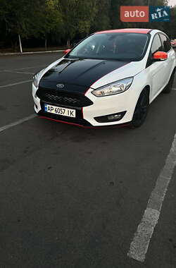Хетчбек Ford Focus 2017 в Запоріжжі
