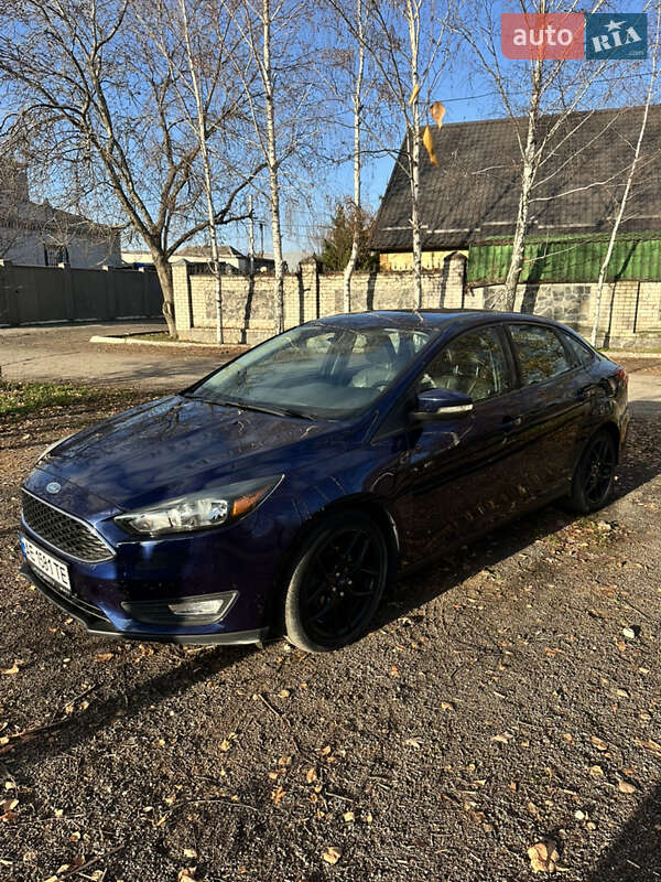 Седан Ford Focus 2015 в Днепре фото Седан Ford Focus 2015 в Днепре