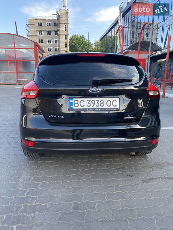 Хетчбек Ford Focus 2015 в Львові