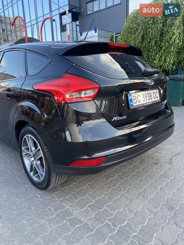 Хетчбек Ford Focus 2015 в Львові