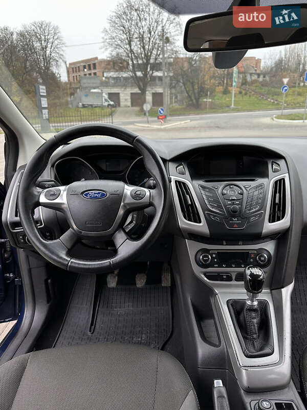 Універсал Ford Focus 2012 в Рівному фото 27 Універсал Ford Focus 2012 в Рівному
