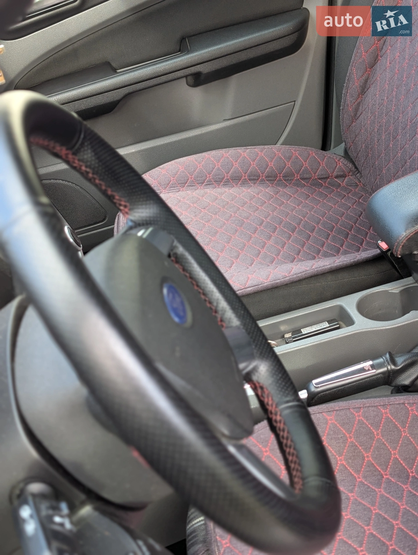 2010 Ford Focus - мініатюра 12