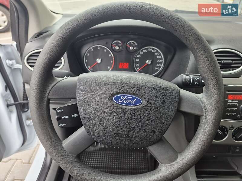 Хетчбек Ford Focus 2011 в Вінниці фото 38 Хетчбек Ford Focus 2011 в Вінниці