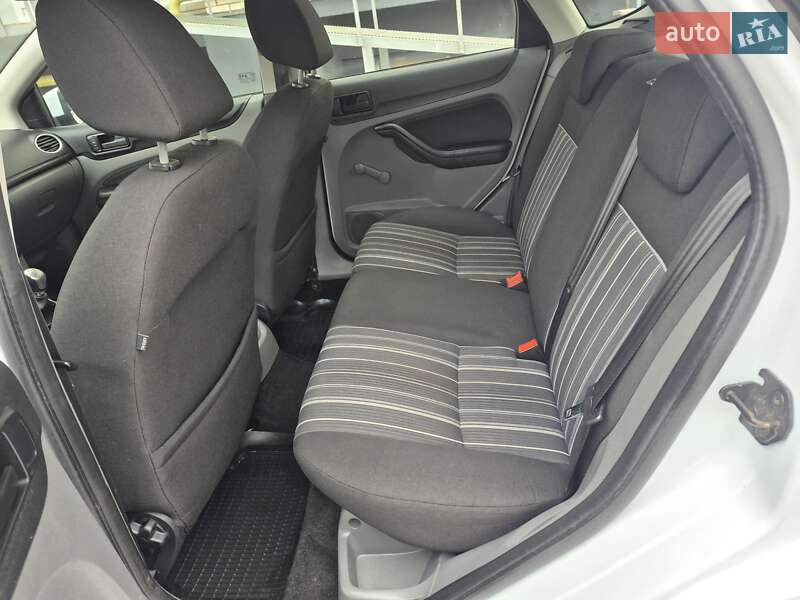 Хетчбек Ford Focus 2011 в Вінниці фото 49 Хетчбек Ford Focus 2011 в Вінниці