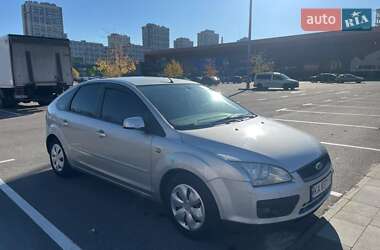Хэтчбек Ford Focus 2007 в Киеве