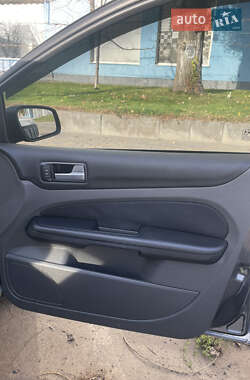 Хэтчбек Ford Focus 2006 в Одессе