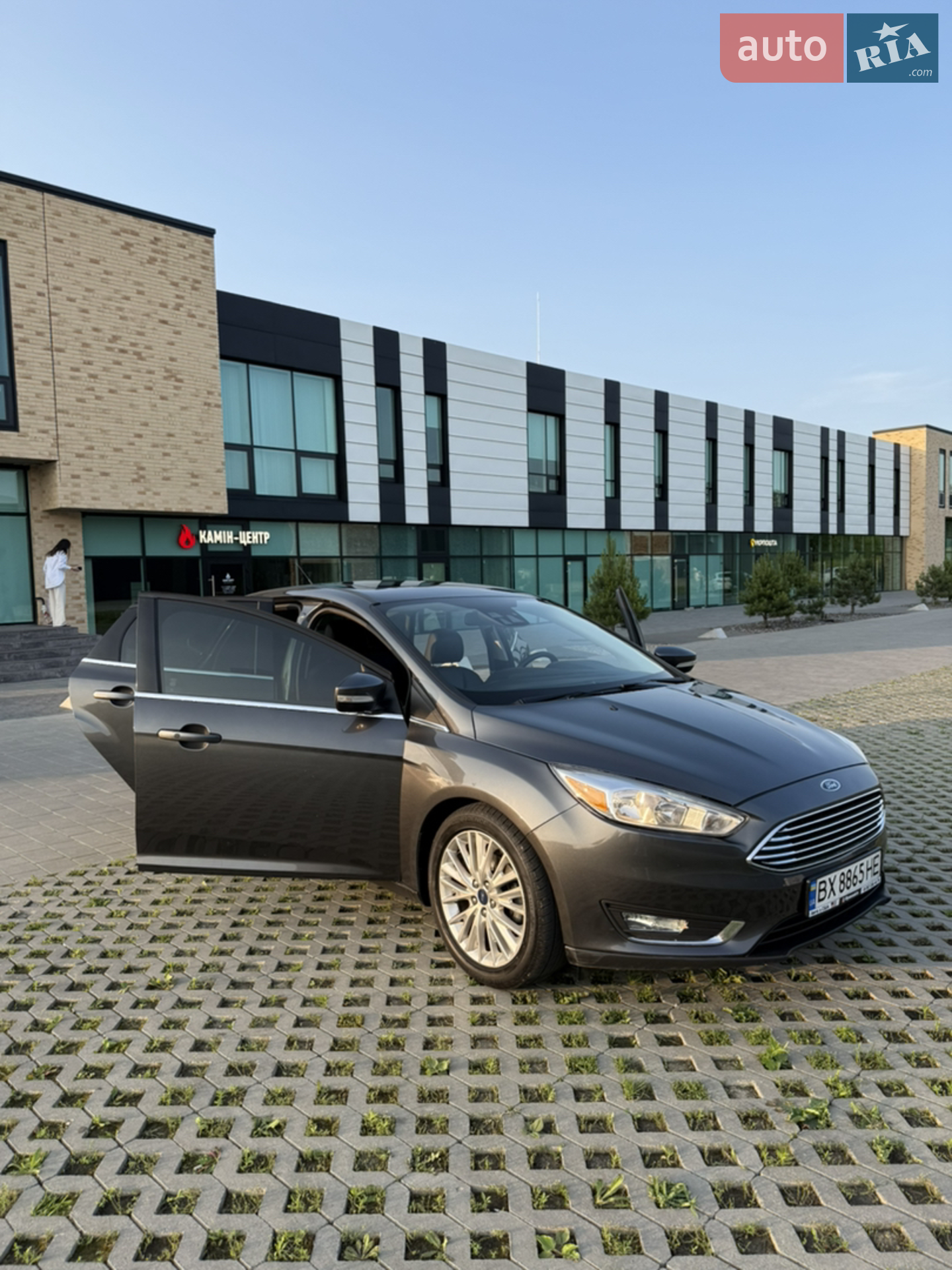 2017 Ford Focus - мініатюра 19