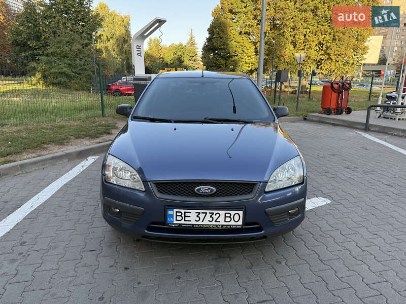Седан Ford Focus 2005 в Киеве