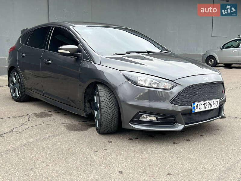 Хэтчбек Ford Focus 2017 в Львове фото 4 Хэтчбек Ford Focus 2017 в Львове