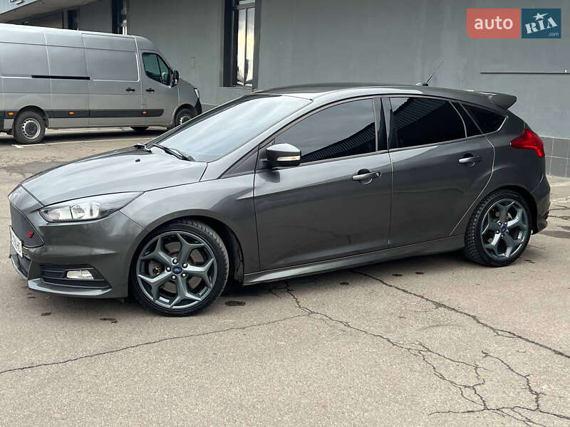 Хэтчбек Ford Focus 2017 в Львове фото 9 Хэтчбек Ford Focus 2017 в Львове