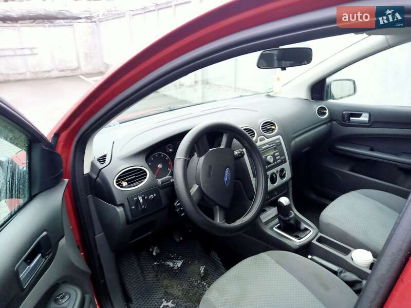 Хетчбек Ford Focus 2006 в Житомирі фото 9 Хетчбек Ford Focus 2006 в Житомирі