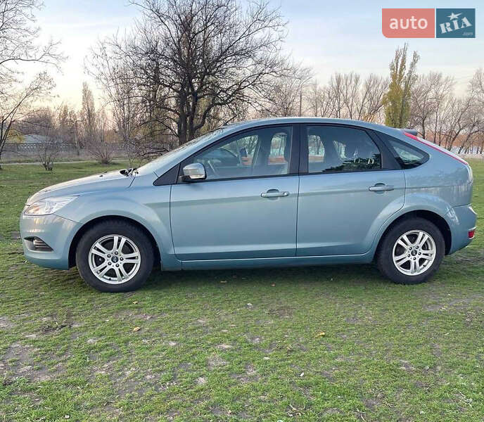 Хетчбек Ford Focus 2009 в Кам'янському
