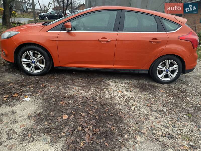 Хэтчбек Ford Focus 2011 в Киеве