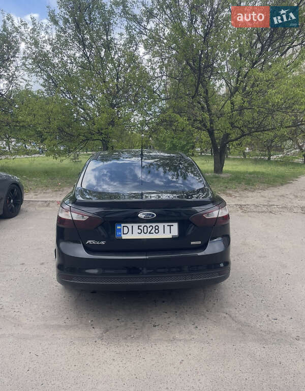 Седан Ford Focus 2013 в Києві
