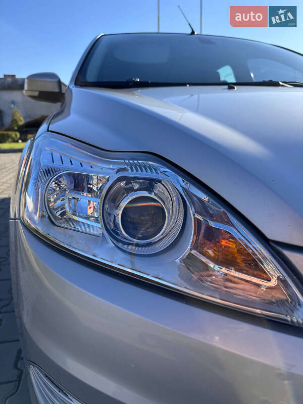 Хетчбек Ford Focus 2008 в Івано-Франківську