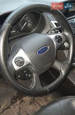 Седан Ford Focus 2013 в Тетиеве