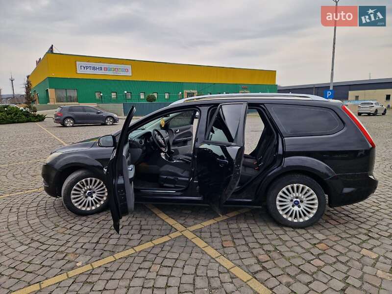 Универсал Ford Focus 2010 в Мукачево фото 3 Универсал Ford Focus 2010 в Мукачево