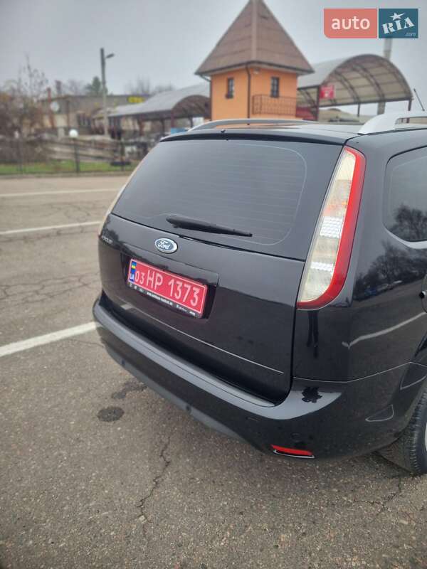 Универсал Ford Focus 2010 в Первомайске