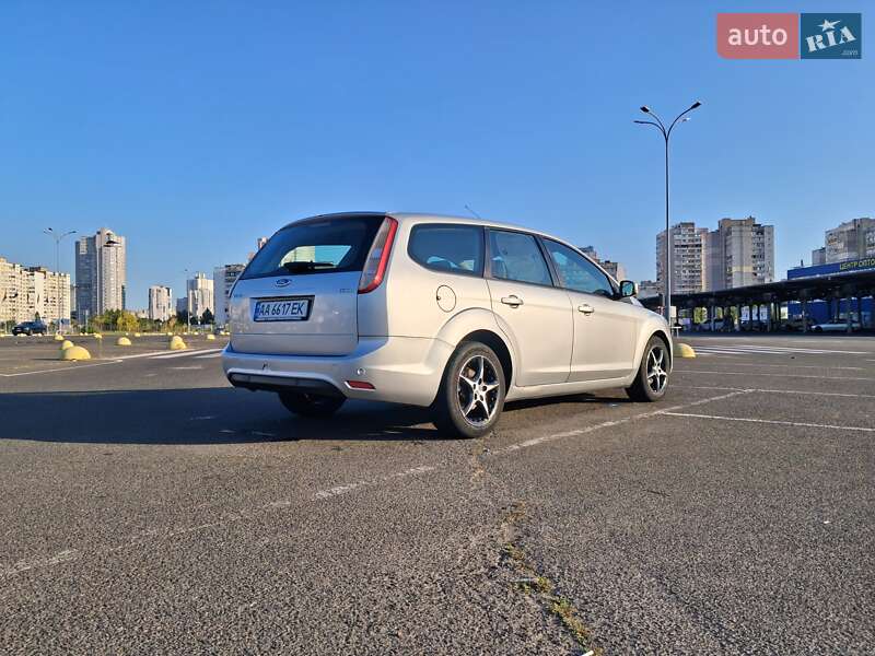 Універсал Ford Focus 2010 в Києві фото 2 Універсал Ford Focus 2010 в Києві